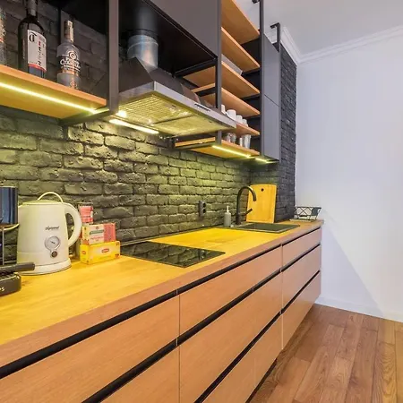 Appartamento Top Centre High-end Designer Furnished 2br *